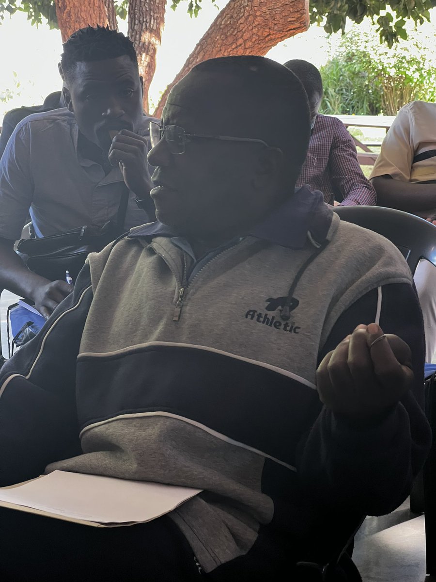 MagambaNetwork's tweet photo. Mr. William Ndinde, Provincial Arts Manager for Harare, says there’s need for peer-learning and encourages artists to learn from Nigeria and how the artists are penetrating the international landscape.
@NicMoyo @zimuraonline @MantateQueeneth
#IPZim https://t.co/7JXtAtq5rC