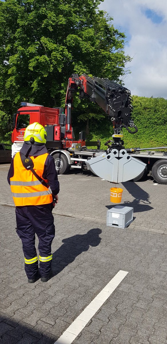 Heute bilden wir weiteres Personal zum Kranführer aus. #hexenturmretter #Feuerwehr #kran #wlfk #idstein