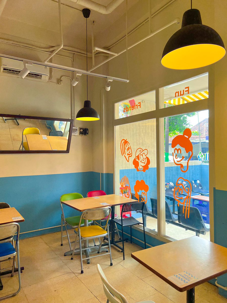 _doraredre's tweet photo. —— puluhan list tempat-tempat lucu di jogja terbaru cekkk, wajib save, rt, dan likes biar gak ke malioboro terus ! 

yuk ajak temenmu ✨✨ https://t.co/9bXoCno2vF