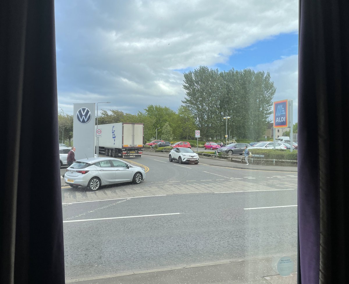 Tom Noble tweet media