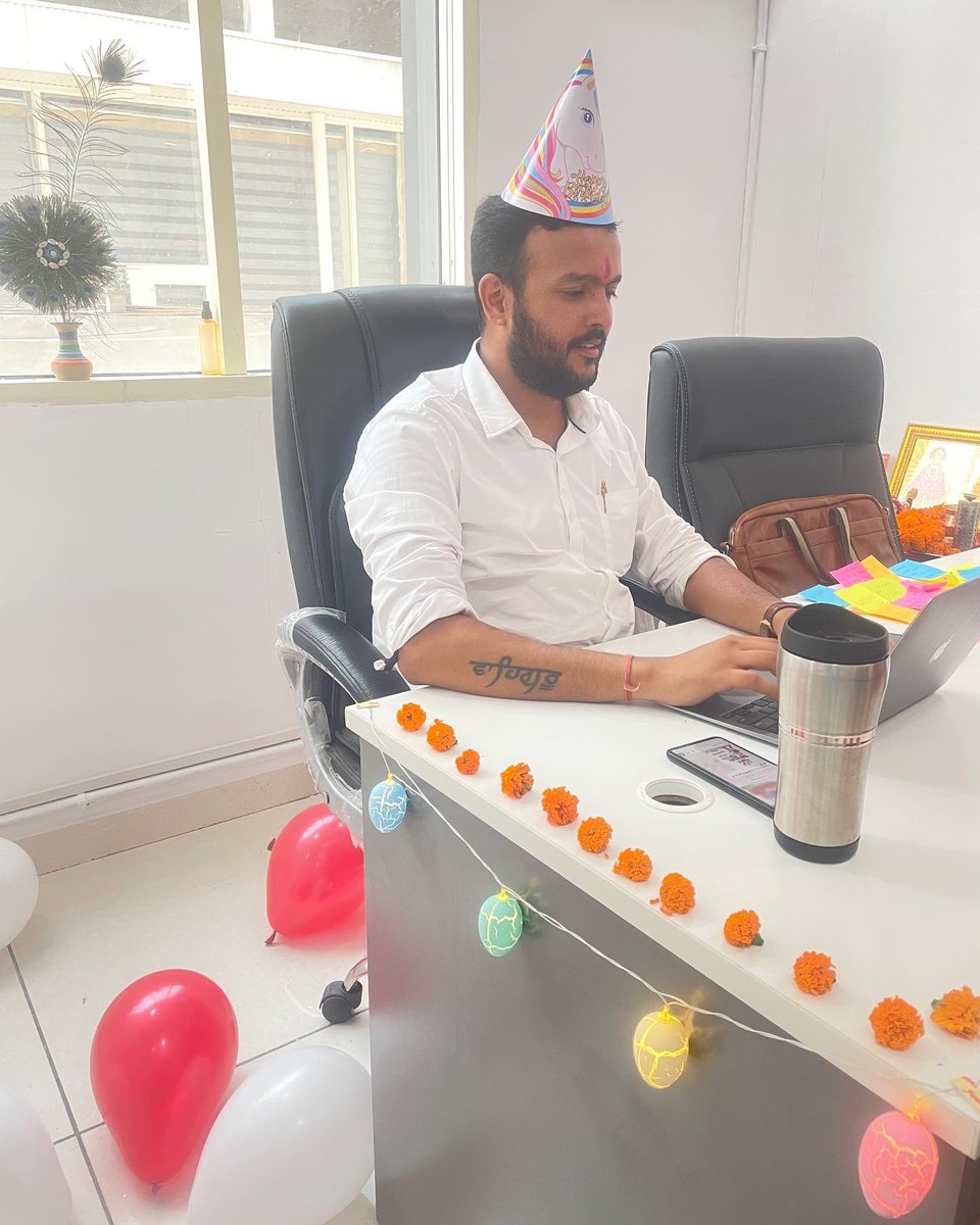 RankGood's tweet photo. After a whole week of birthday bash and client's work, our Digital Team found these pics.

Wishing late for this birthday and early for the next.

Wishing you a life full of joy, happiness, and success.

Happiest birthday from the RankGood team 😎to @maddy_yb 
Divyanshu Tuli Sir https://t.co/zo4VREczhg