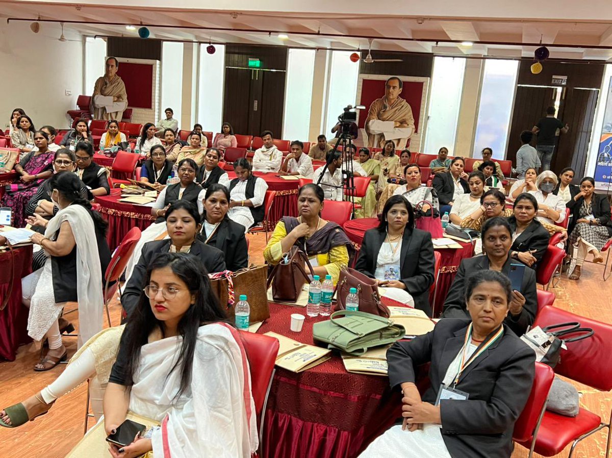 WestBengalPMC's tweet photo. Glimpses of #NyayVahini - National Conclave of Legal Aid Coordinators who will provide free and effective Legal aid to women in need, in the respective districts. 
Under the leadership of @dnetta ji, @MahilaCongress will create a force to reckon with!

@Nattashasharrma @szarita https://t.co/JlmjhQWzx0
