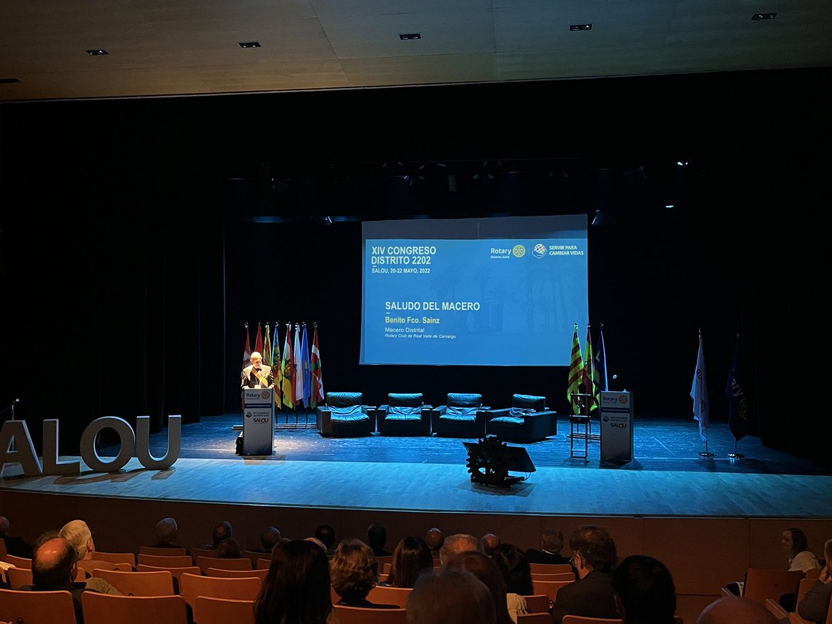 Fi de setmana intens al #XIVCongresoDistrito2202 a #Salou.

Els rotaris del Ripollès, hi som😜

<a href="/D2202_ROTARY/">Distrito 2202 de Rotary</a>