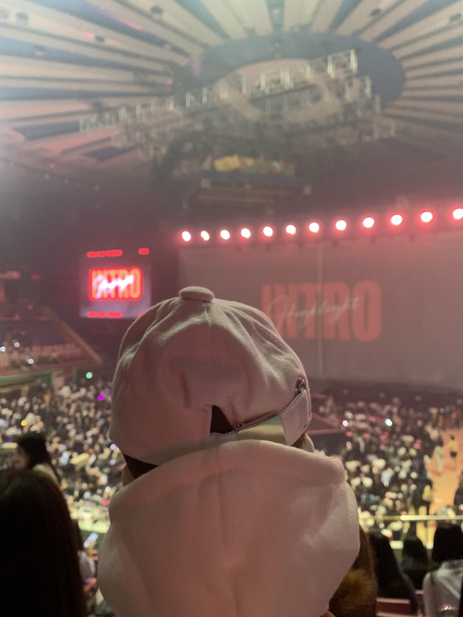 gkdolls's tweet photo. 형아 만나러 감💡 https://t.co/EwWmhar2HD