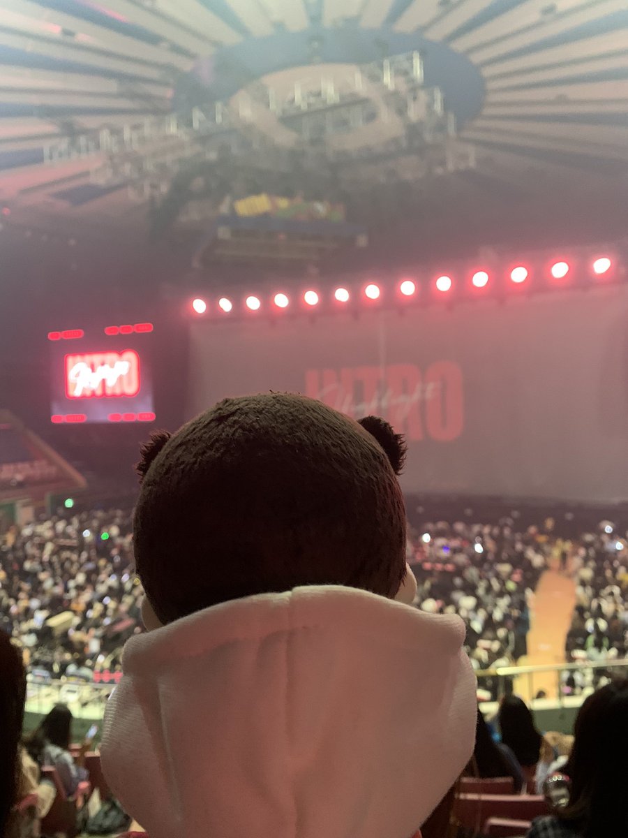 gkdolls's tweet photo. 형아 만나러 감💡 https://t.co/EwWmhar2HD
