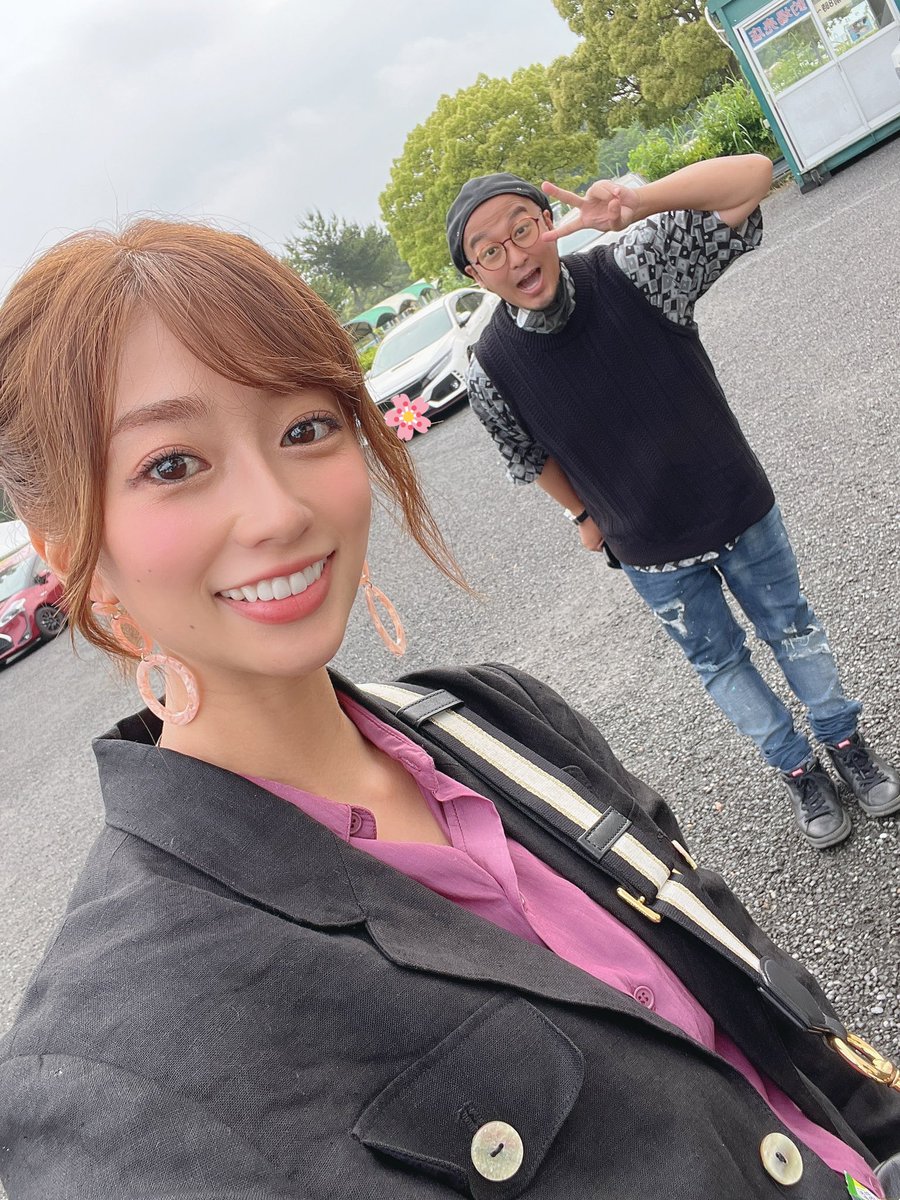 大貫彩香 S Tweet 雨に降られながらの イベントありがとうございました 皆さんカメラと体をよく拭いて頂きお風呂に入ったりしてお風邪など引かれませんようお家帰ってもご注意下さい イベントmcのふじさんと 天気の事は誰も悪く無い皆可愛かった