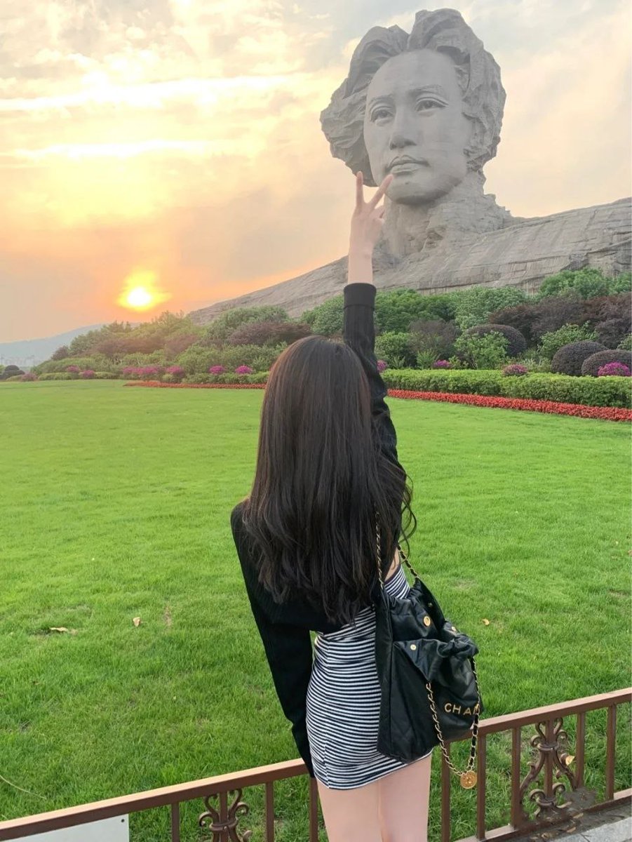 teep0168's tweet photo. 长沙极品❤️ 人 第一次下💦 ✨✨

🔥178🐻 e大长腿 小蛮腰 可萌可sao
  
🔥真人比照片好看，全身天然无整

🔥肤质好，身体极度敏感，性格活泼

🔥 ���鲜嫩多汁特骚不事逼，待课如男友  真人比照片好看 实力说话 发来就是好评🎈 https://t.co/iAnreXU1We