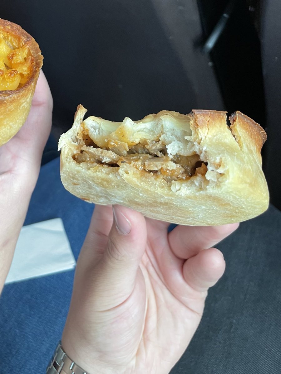 rorry511's tweet image. The famous  breakfast donner pie