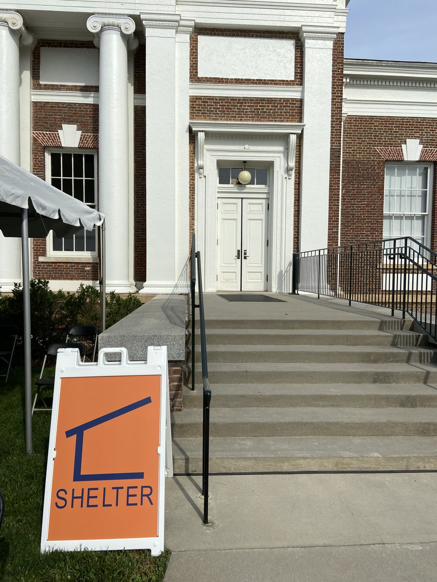 Wahoowa, #UVA22! Our key #UVAGrad safety messages today:

📲 Screenshot our Heat Management Guide for quick reference.
🥤 Hydrate! Free water, filling stations, and cooling facilities available on/near the Lawn (pictured).
⚠️ Dial 9-1-1 or notify nearest ushers/police for help.