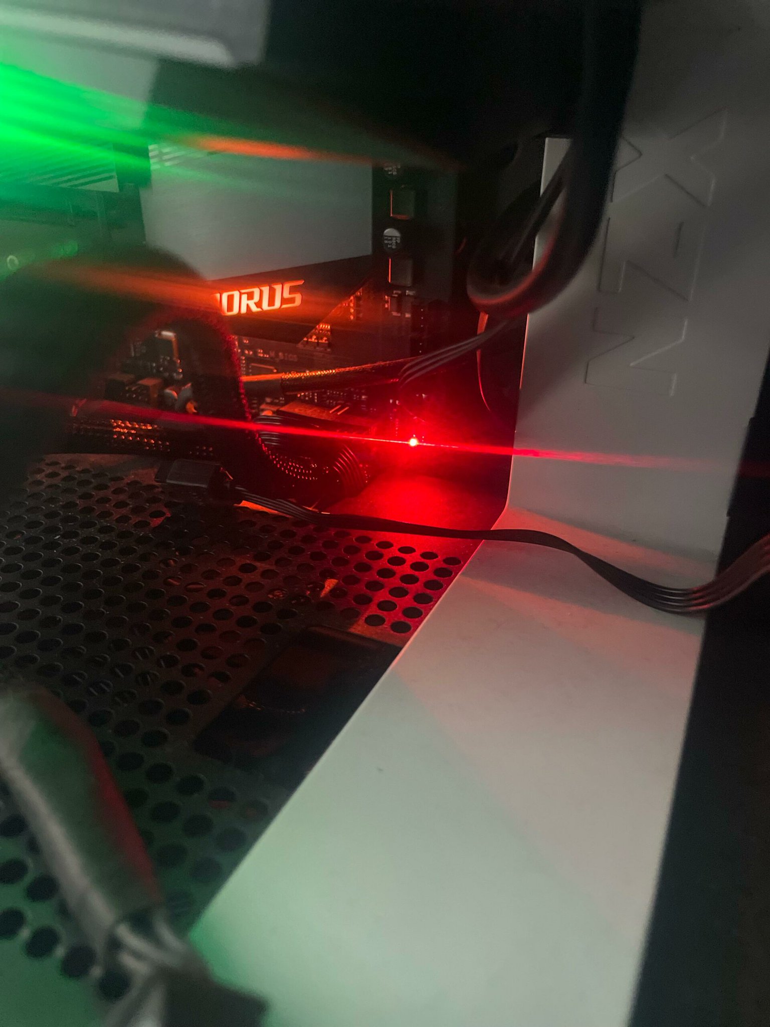 FPSHUB on Twitter "What does the red light on the vga cpu mean? And