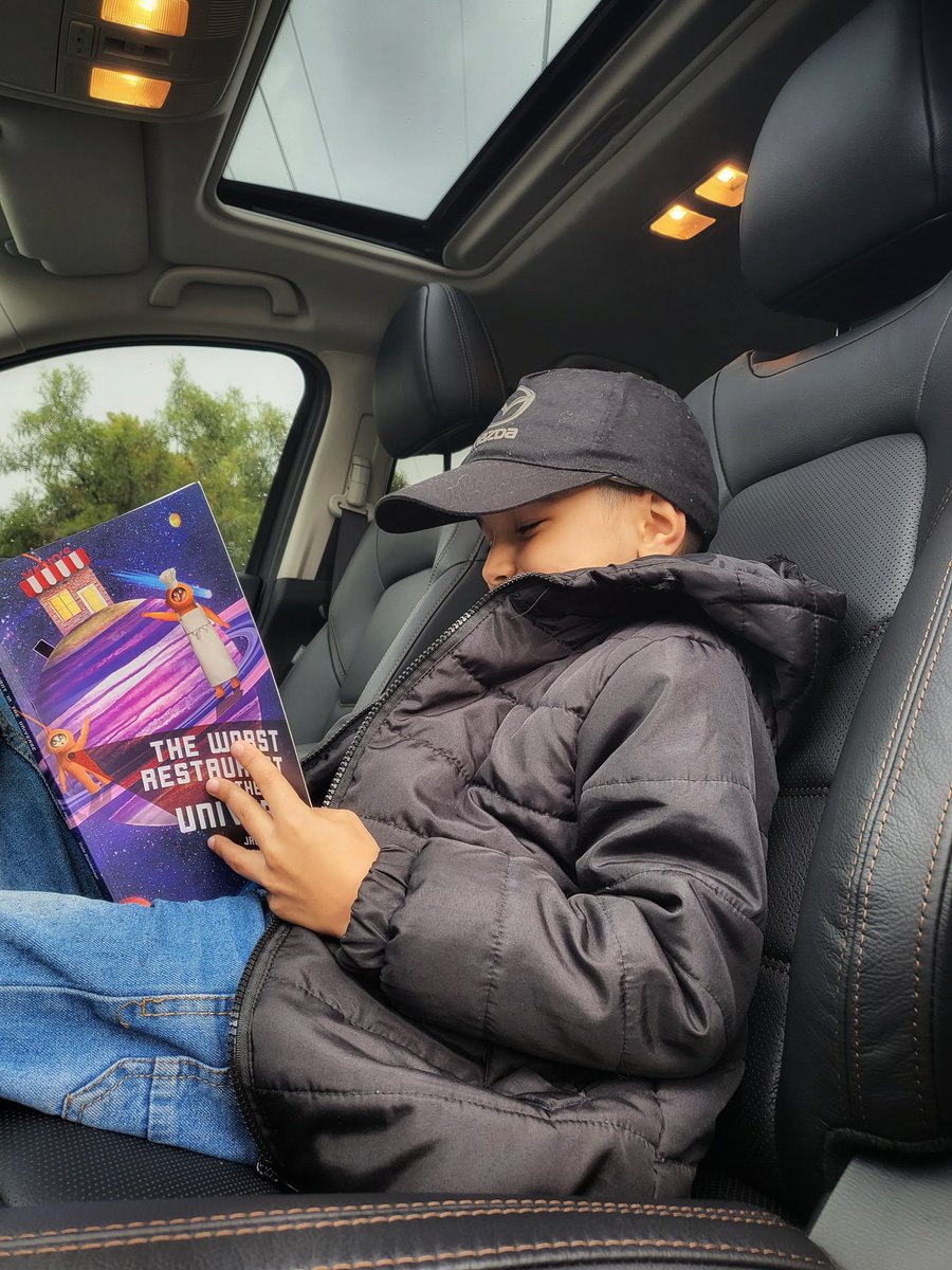 letstorqueza's tweet photo. Isa says it's perfect weather to catch up on some reading📚
https://t.co/wvH8soA1f7
📷 @ziyaad86 #withGalaxy @SamsungMobileSA Z Flip3
📖The Worst Restaurant in the Universe - Jaco Jacobs & Dale Blankenaar
🚘 @Mazda_SA #MazdaCX5
#LetsTorqueZA #BookDriveZA #LitScape #iloveza❤🇿🇦 https://t.co/reL0NwSefA
