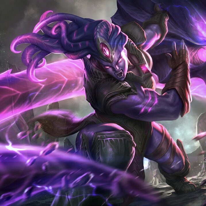 BuffWomanOTD's tweet image. Muscular woman of the day is Illaoi from League of Legends