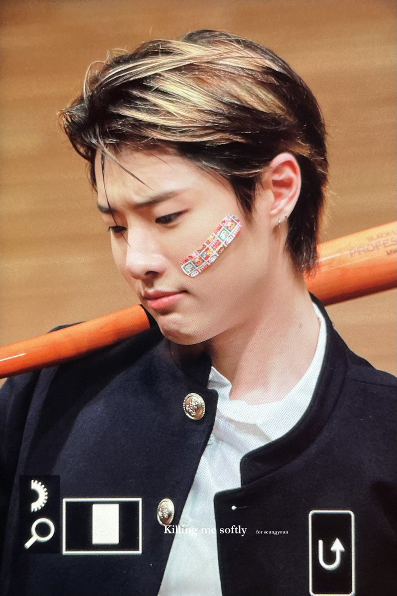 1uvyouryouth's tweet photo. 이게하루만에벌어진일이맞는거임..? 
무즈들 조승연캐해각자다르게해서
그게너무재밋음... https://t.co/YsPydd1ny0