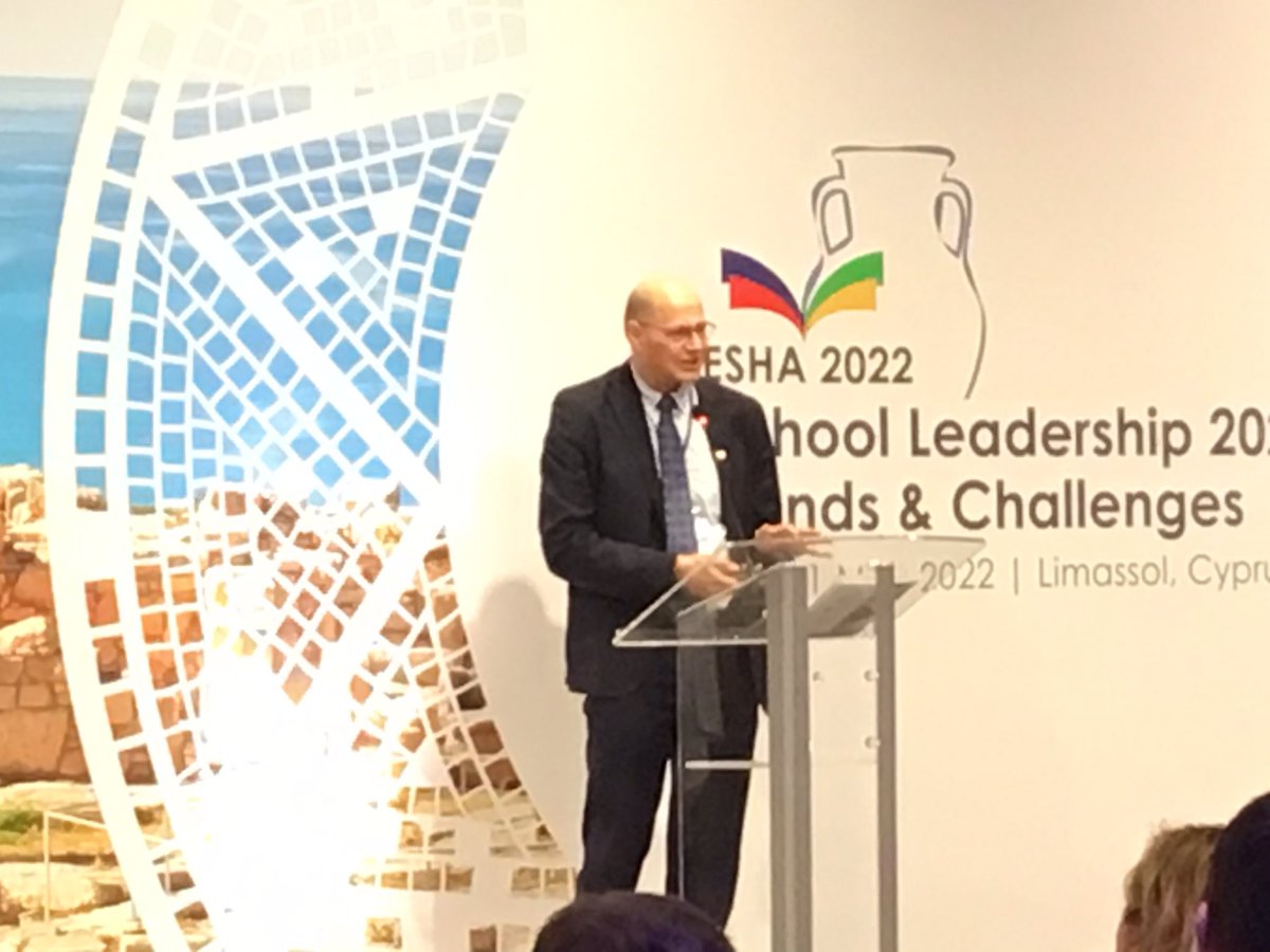 AnttiIkonen's tweet photo. Dr @MikaRisku opening the idea, why we in @SuomenRehtorit are claming that principals are the most important leaders on #ESHA2022 @SchoolHeadsESHA meeting https://t.co/yMs1FMfv6x