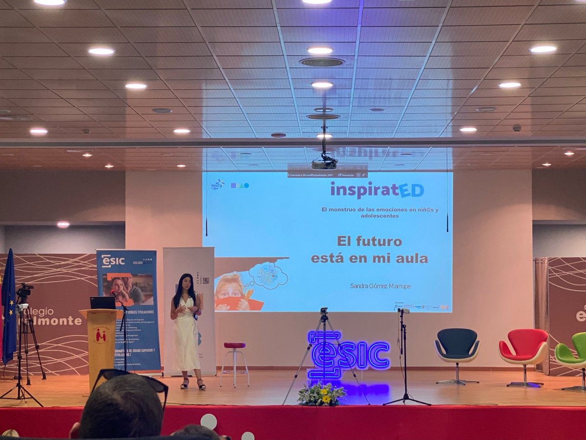 GoldenmacEDU's tweet photo. Disfrutando hoy del evento #inspiratED en el @colemiralmonte. Gran jornada nos queda por delante 🙌🏽 https://t.co/xKn32j9cQZ