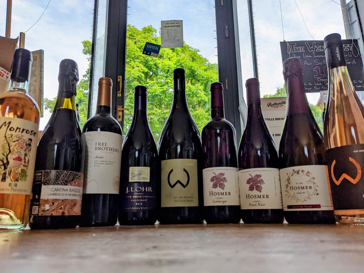 the_winetwit's tweet photo. New Arrivals, Case Deals and Vine Watch. - https://t.co/34hfhRGPQL #wine #beer #gin #supperclub #popup #popuprestaurant #winetasting #pramsandpinots #casedeals #specialoffers #newarrivals #vinewatch https://t.co/zHUtFFJisU