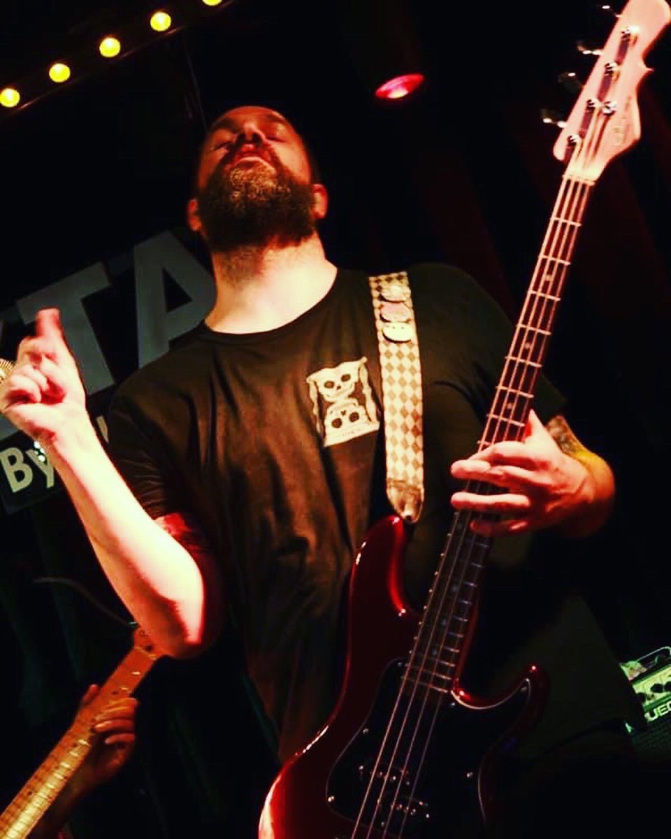 SuNFAiA's tweet photo. ⭕️Justo en una semana volveremos a repetir estos momentos!!
Esta vez junto a Rojo 5 en la Moby Dick Club
No esperes más!! Pilla tu entrada!!
❤️🔥 https://t.co/n15f4pLX4H
📸 Carlos Troncoso
#concierto #conciertosmadrid #madrid #sunfaia #rock #alternativerock #rockmadrid https://t.co/mSRaVCUb4l