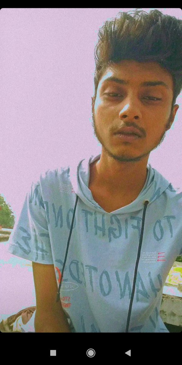 RusherBitc's tweet photo. Low-key high https://t.co/E72Gapq7jj