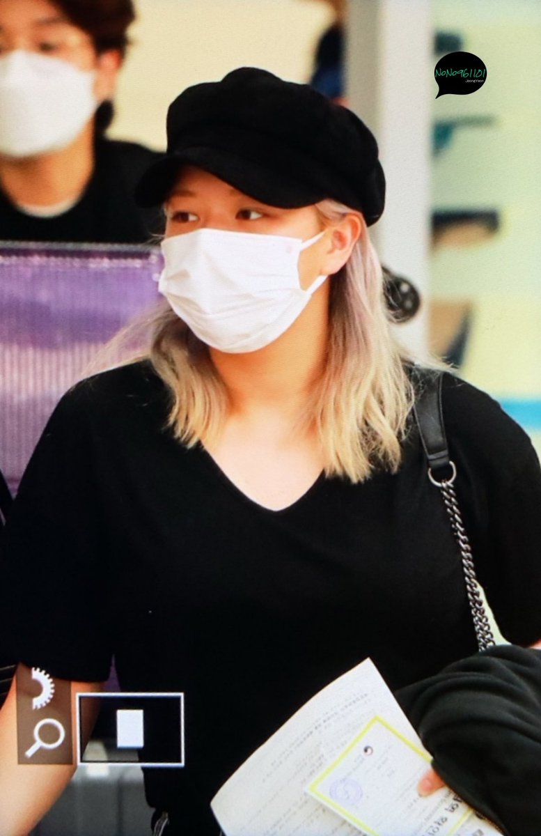 220521 ICN✈✨
#TWICE #JEONGYEON 
#트와이스 #정연