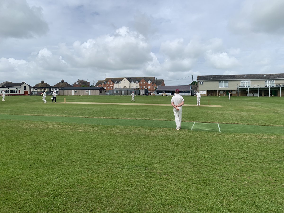 Long Buckby Cricket tweet media