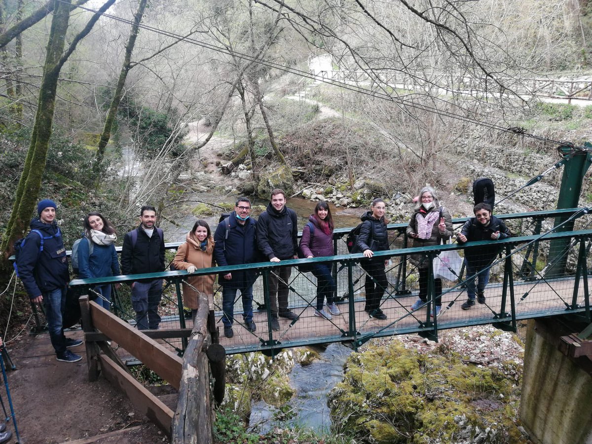 CMRCC's tweet photo. Giornata Comunitaria Giovani Lazio #Insieme è più bello”
3 Aprile 2022 - Subiaco ( Rm) #giovani #gioia #canto #subiaco #stareinsieme #lode #preghiera #arte https://t.co/lUNFgcz5HN
