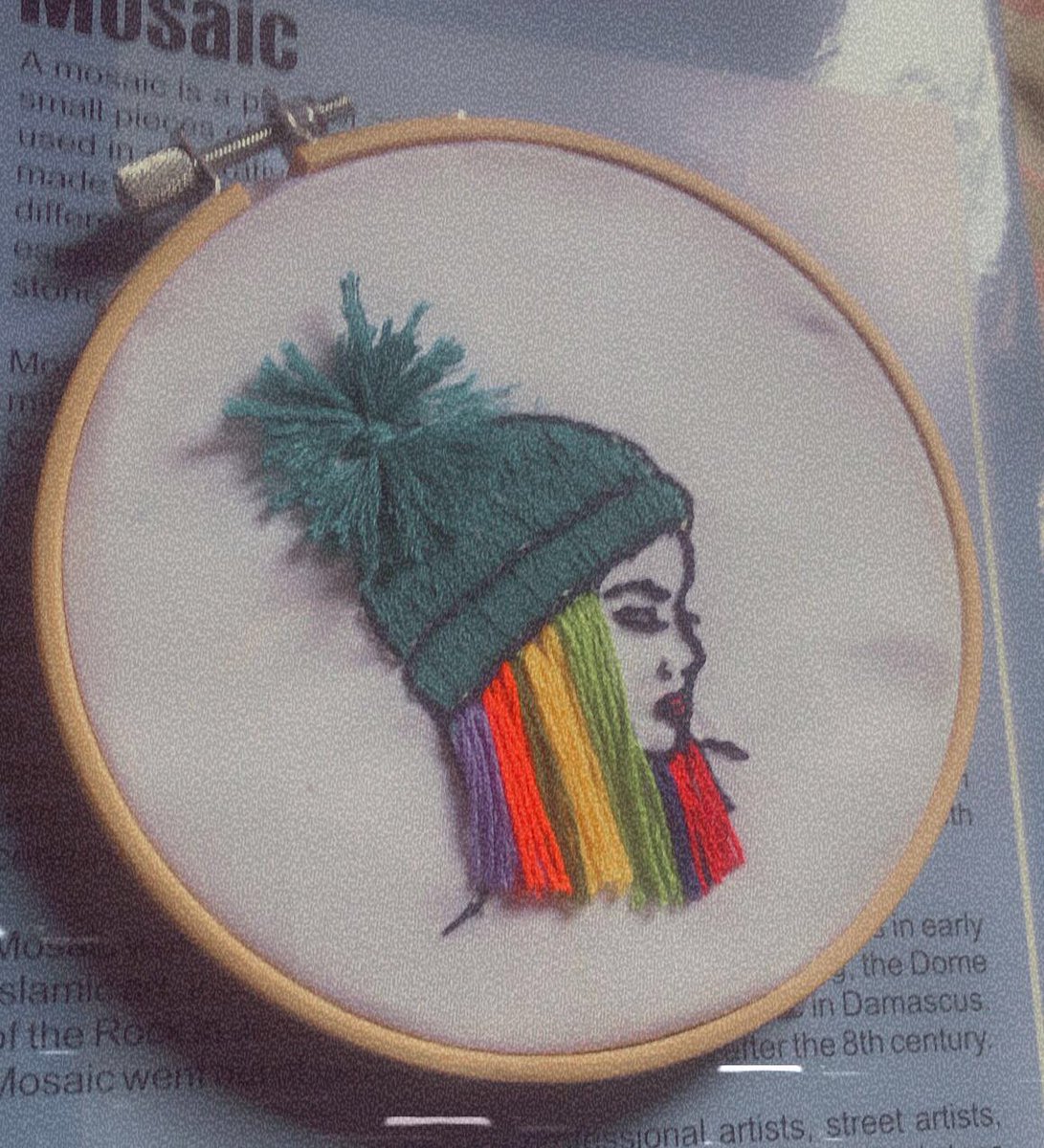 deryn_fluo's tweet image. Hi twitter 🧍🏾‍♀️, I started ‘hand’ embroidery during the ASUU strike. 
These were hand embroidered by me. 
Please rt and patronize me🙏🏿