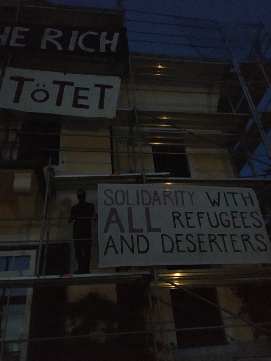 // BREAKING NEWS // 
Сегодня утром сквоттеры захватили
виллу на Аттерзее, которая принадлежит российскому олигарху и экс-вице-премьеру Игорю Шувалову
#RussianUkrainianWar #нетвойны #Russian #occupied