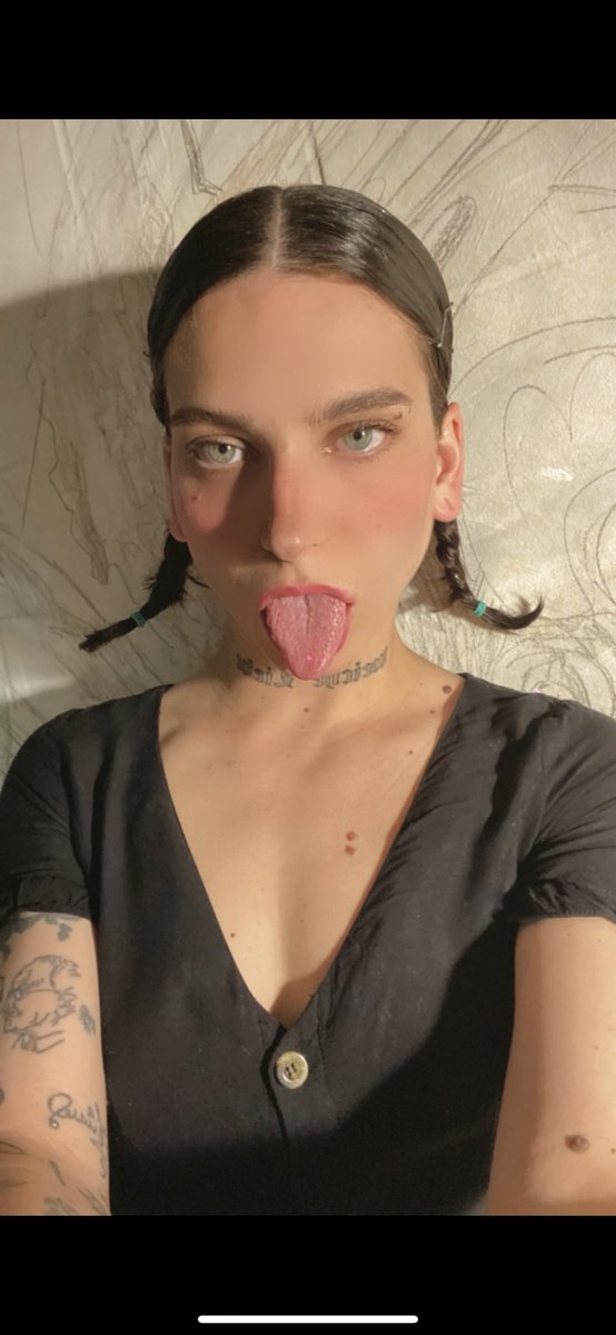 gaiabidodici's tweet photo. check your DM! a hot surprise for nipples lovers🍒🍒🍒 https://t.co/u0rrI3A50i
