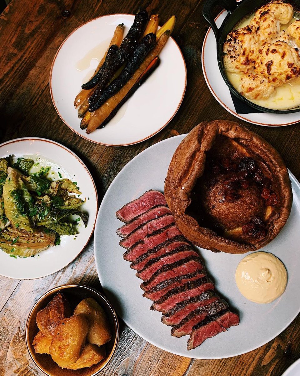 We have tables available tomorrow for our famous Spanish Sunday roasts! 🍷

Come and join us for delicious 35 day dry aged beef of mouth watering slow cooked lamb shoulder with all the trimmings. 

Visit our website to book a table. 

grupo44.co.uk/bar44/bristol/
