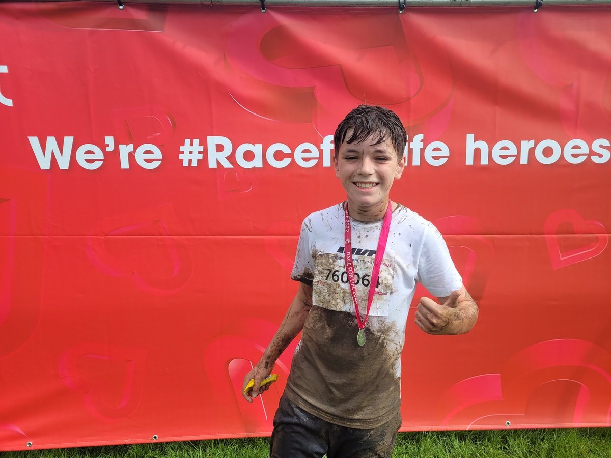 jojonesgriff's tweet photo. He did it super proud of him led the group all the way to the end.... Kids Muddy run in aid of Cancer every little helps 💙 https://t.co/bceMit0iR9