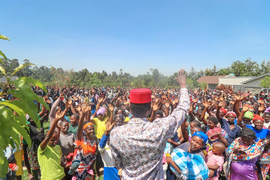 Ambrosetaracha7's tweet photo. Kenya kwanza in kibingei led by Omwami Didmus Barasa. https://t.co/FQD9yR0yXi