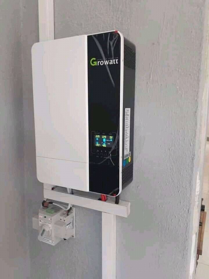 mbusie's tweet photo. Homelife is supposed to be great but loadshedding keeps spoiling the fun.. Get yourself a solar backup or full solar and be happy. Power your lights,tv,fridge,security, gate/garage motor, wifi laptops. Entertainment
 
Call or whatsaap 0810601149

#DJSBU https://t.co/UZPMCWsanz