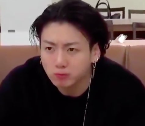 bunnyguk⁷ tweet media