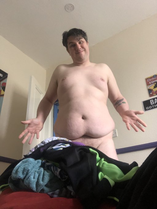 Laundry day https://t.co/N5JD6bmxmA<a href="/tag/getnaked"class="tags"><span>#getnaked</span></a><a href="/tag/nsfwtwt"class="tags"><span>#nsfwtwt</span></a>