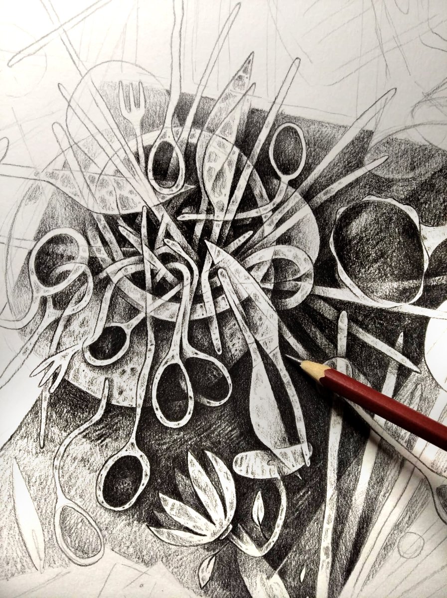 I am working on a new large format drawing (the one based on the sketch I shared earlier). The picture shows only a small part of it 🛠️👨‍🎨
#drawing #sketch #art #pencilart #pencilsketch