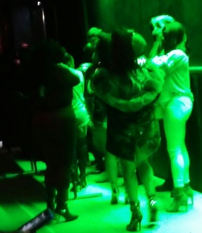 illiotti's tweet photo. yall are the BEST YOOO .
Baddies, DMNYC, Ladies Night, #Brunchie, #photography Special Guest, #champagne Don. #OmOsX DayParty https://t.co/etZ6hteOn1