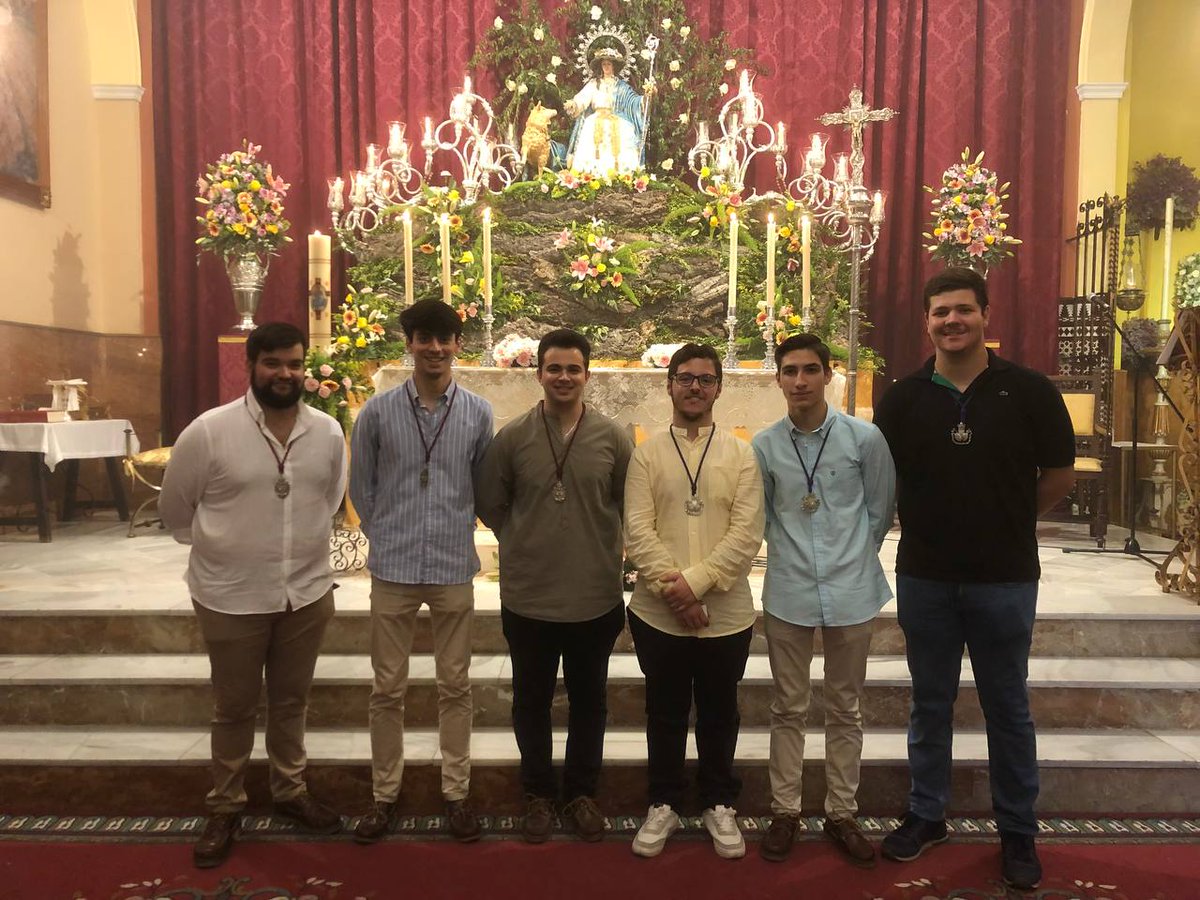 GjHdadJesusAlga's tweet photo. Desde estas líneas aprovechamos para agrader a nuestra querida Hermandad del Rosario de Santiponce y a su Grupo Joven por la invitación de dicho culto.

💜✝️💙 LA JUVENTUD POR LA HERMANDAD 💜✝️💙 https://t.co/E2KBvmetkr
