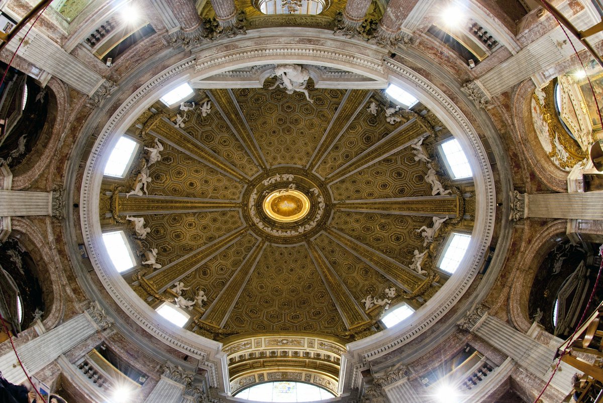 Fuori_magazine's tweet photo. Trailer: #Watchup! Cupola ellittica del #Bernini #SantAndrea #Roma https://t.co/cY9qpxEQa8