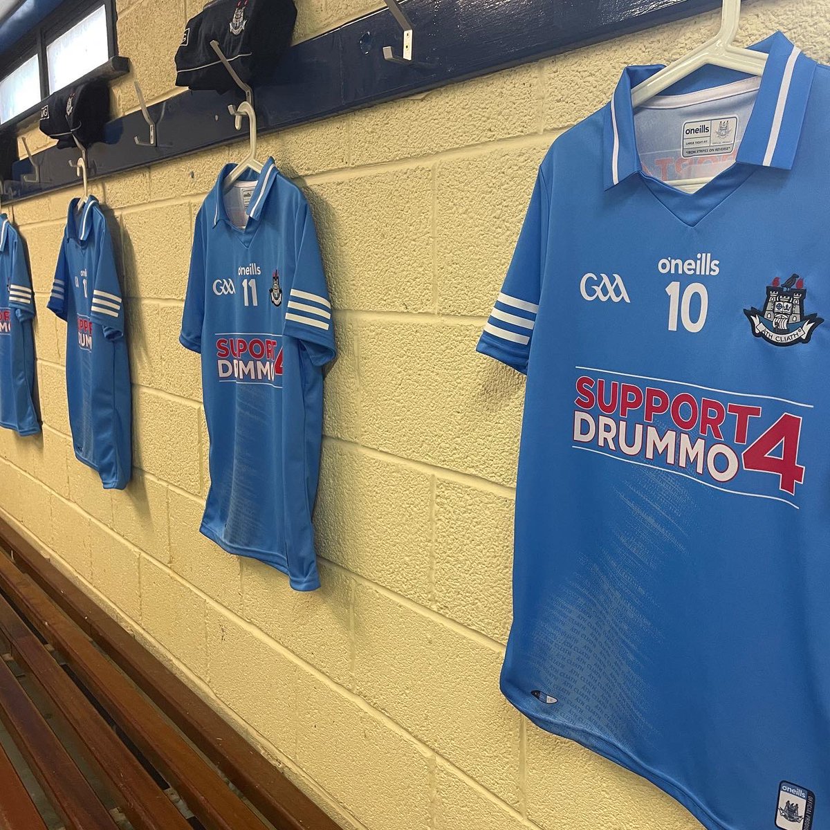 DubGAAOfficial's tweet photo. Our Senior Hurlers will be wearing special, one-off jerseys against Galway today with the #support4drummo logo instead of the AIG logo to raise awareness of the #Support4Drummo campaign 💙

Donate here ➡️ https://t.co/Bv2sIbUmm7

#UpTheDubs https://t.co/J3s3Rg3e5A