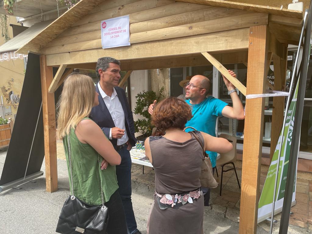 EricPAUGET1's tweet photo. 🍽 À Biot, pour les Souffleur d'Avenir, sur le thème "manger mieux". Un thème qui m'est cher car il défend et met en valeur le bio, les circuits courts et la défense de notre #biodiversité.  [3/3] https://t.co/dQUIjRSDxl