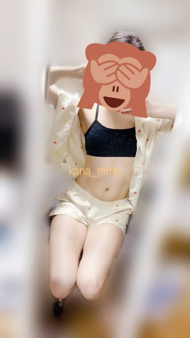 ここ毎日スポブラとかナイトブラ着て、パッド分ちょっとだけおっぱいがあるような自己洗脳してる
#女装 