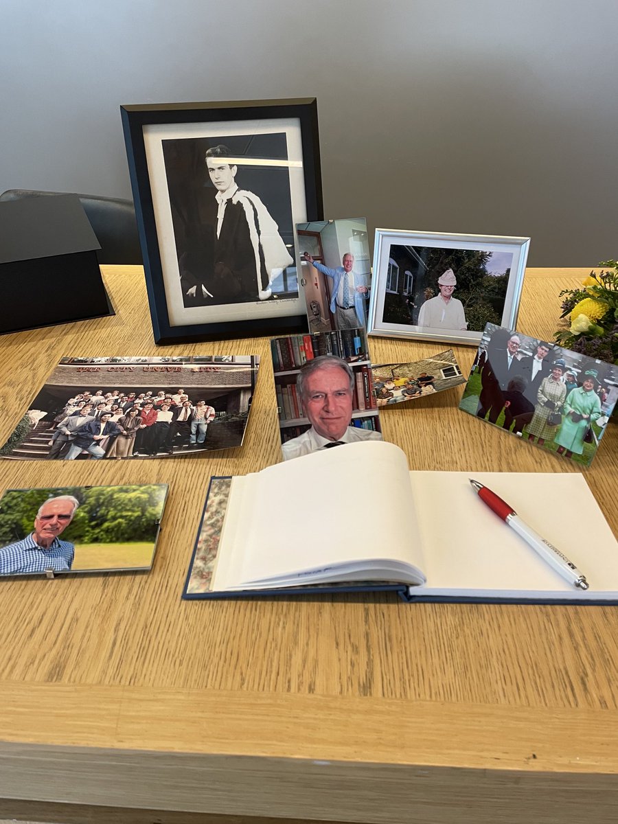 sarah_wootton's tweet photo. Honoured to pay ⁦@dignityindying⁩ respects to the indomitable David Peace. 

Thank you David and ⁦@tjwmurphy⁩ for all your powerful advocacy. https://t.co/l1EO3TLWUk
