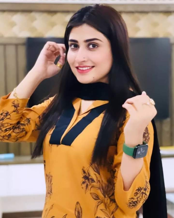 zoi_hashmi's tweet photo. *تم بن نہیں کوئی ہمارا* 💔

 *اس بات کا فائدہ اُٹھاتے ہو نا*🔥🔥🔥🔥 https://t.co/tY574V5qYD