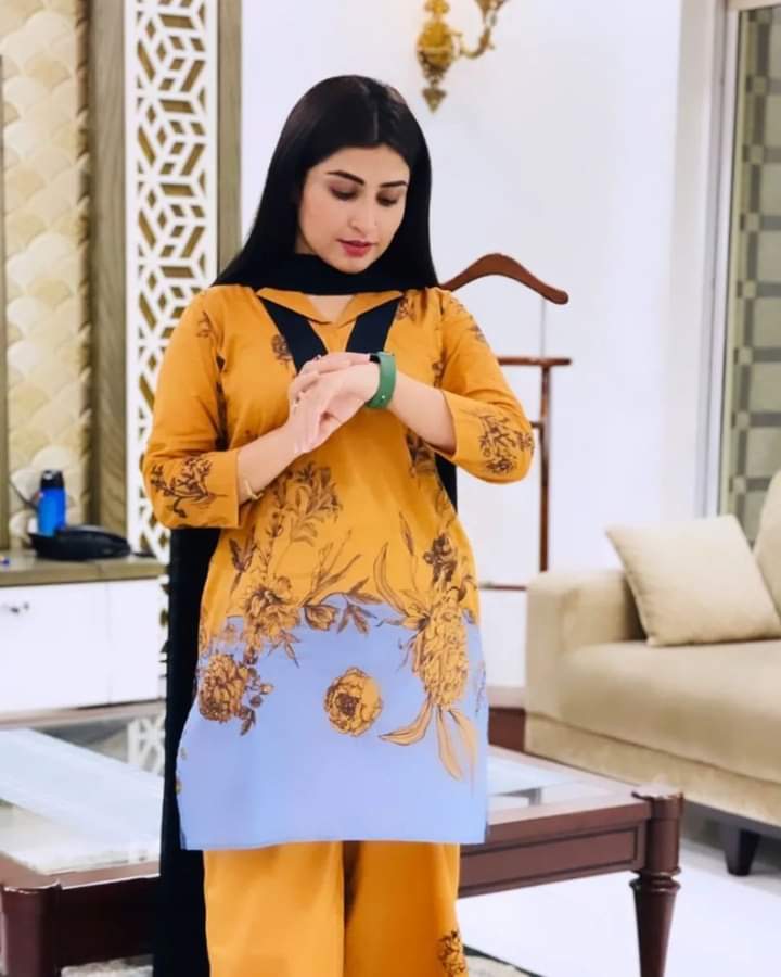 zoi_hashmi's tweet photo. *تم بن نہیں کوئی ہمارا* 💔

 *اس بات کا فائدہ اُٹھاتے ہو نا*🔥🔥🔥🔥 https://t.co/tY574V5qYD