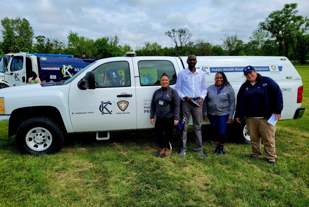 NaserJouhari's tweet photo. Come see us today for Trains and Trucks! The @KCMOHealthDept Environmental team will be there until 2:00pm showing off our public health preparedness truck! #publichealth #healthandhousing #touchatruck https://t.co/KCBGUnNQS7
