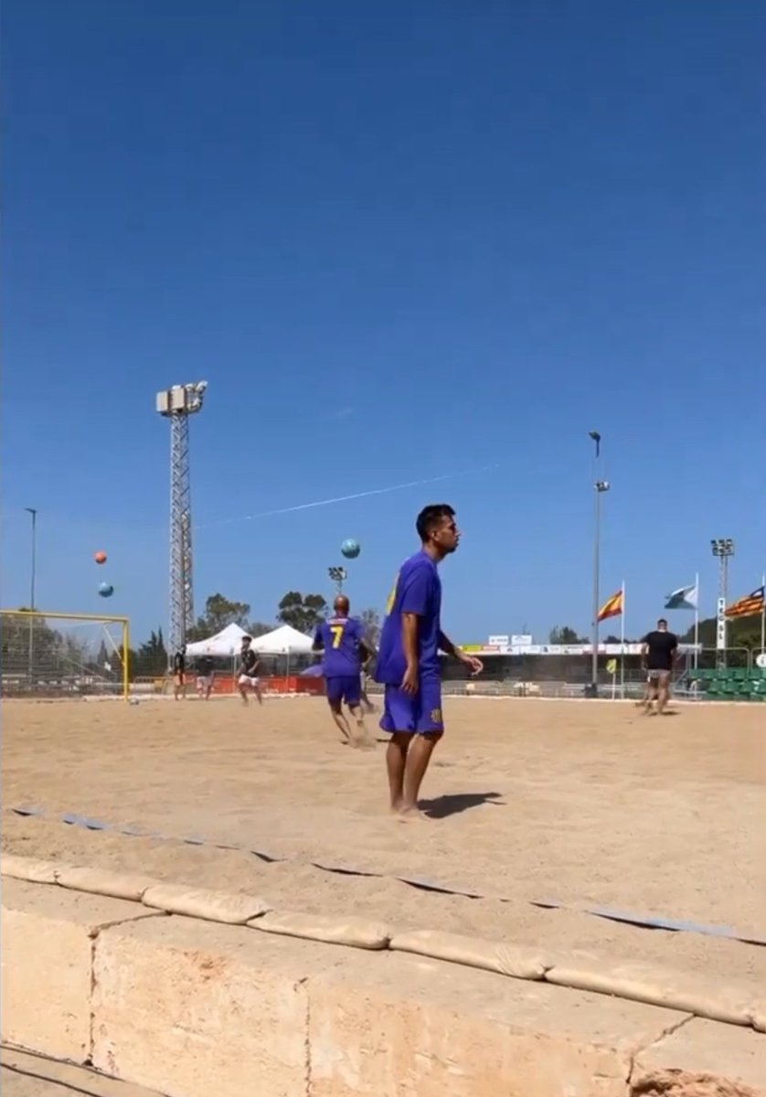 Dura derrota en el partido de hoy contra el Recreativo de Huelva. 
Santamaria 1
Recreativo de Huelva 7