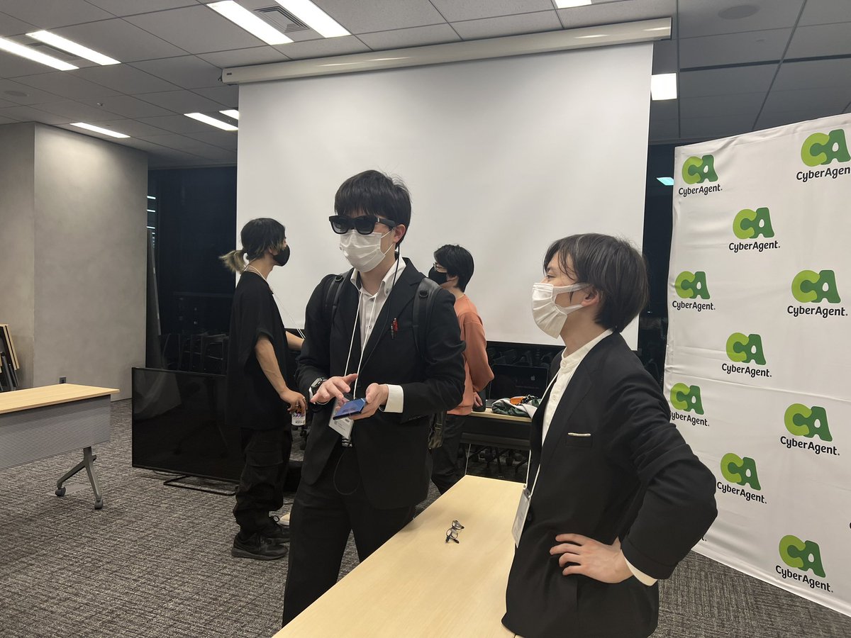 AR_Ojisan's tweet photo. 本日全てのセッションを終え、撤収し、打ち上げまでやりきりました！

本日ARISEにお越しいただいた皆様、本当にありがとうございました！

ARISEは継続的に実施していきますので、これからも宜しくお願いします！

ここが新たなスタート地点です！
皆さんでXRの未来を作っていきましょう！

 #ARISE03 https://t.co/70pm2B4cU0