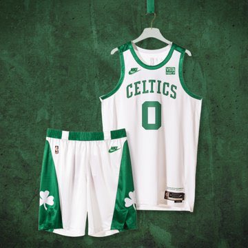 JPronos23's tweet photo. 🎁 JEU CONCOURS 🎁

Pour célébrer l’énorme réussite du moment, je veux vous mettre au max les freros durant ces #NBAPlayoffs2022, accrochez-vous bien 🤩✅

POUR PARTICIPER :

👉🏼RT + FOLLOW
👉🏼COMMENTE le maillot que tu souhaites parmi les 4 dernières en lice pour le titre ! https://t.co/COeuwfvghO