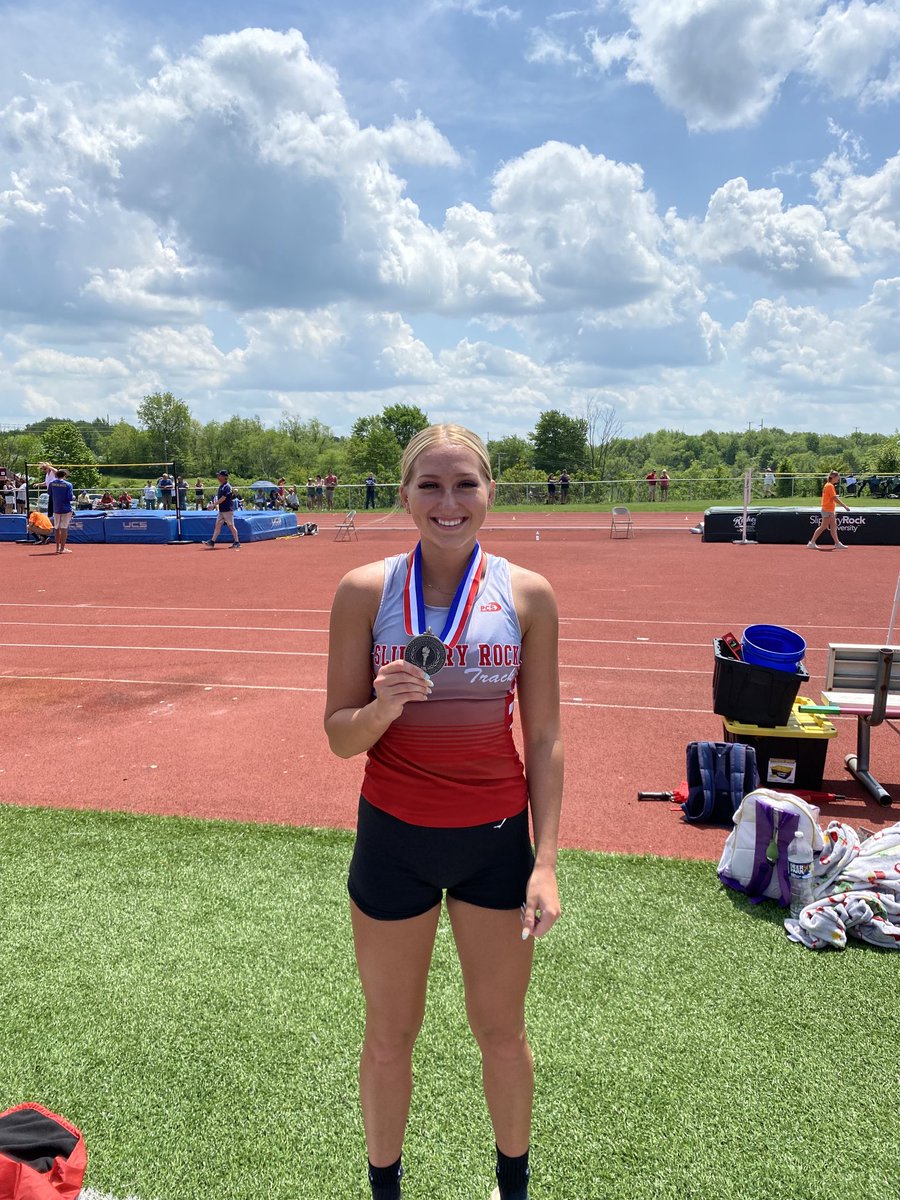Gianna Bedel finishes 2nd in the 2A High Jump with a height of 5’2” and qualifies for the PIAA Championships! 

Way to go Gianna! 
⁦@srhs_rowdies⁩ ⁦@srms_library⁩ ⁦<a href="/RocketSchools/">Slippery Rock Area</a>⁩