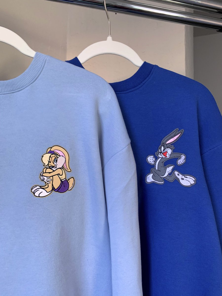 Delulukickz's tweet photo. ☀️🐰I’m giving out FREE Lola and Bugs Bunny crewnecks as well. Like and Rt if you would like one🐰☀️ https://t.co/kDv1bi9ZXn